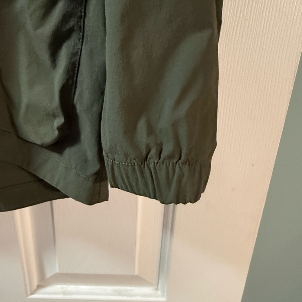 The North Face Olive Green Jacket - Picture 4 of 8